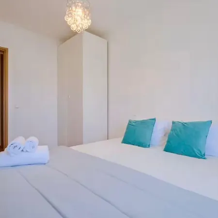 Flat Moderno 8 Mnt Aeroporto Lisbon