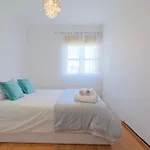 Flat Moderno 8 Mnt Aeroporto *