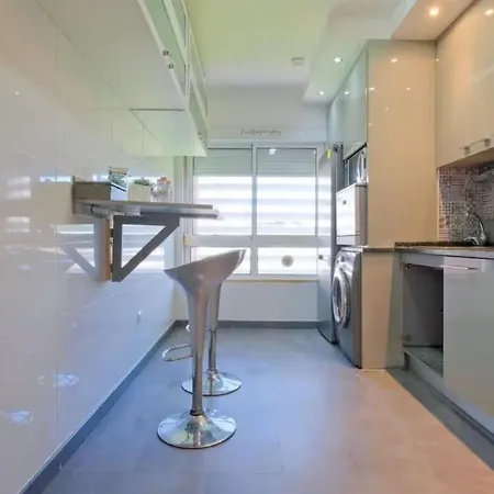 Flat Moderno 8 Mnt Aeroporto * Lissabon